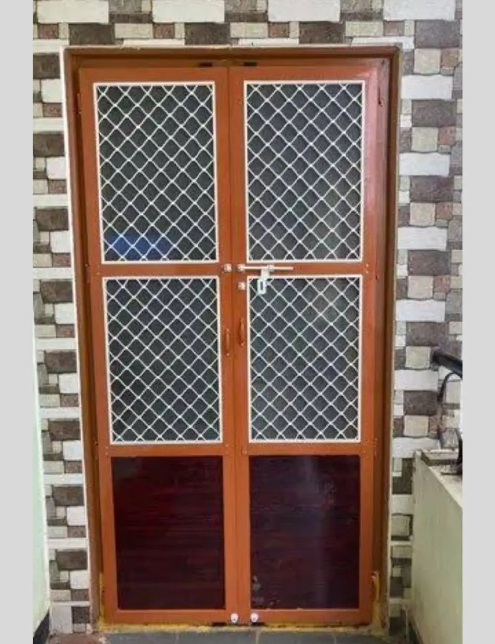 Double Door 2 Inch Frame Grill + Mess