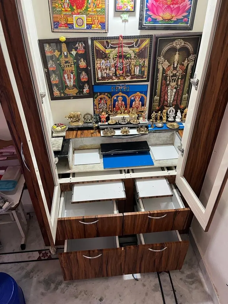 Aluminium Pooja Cupboards